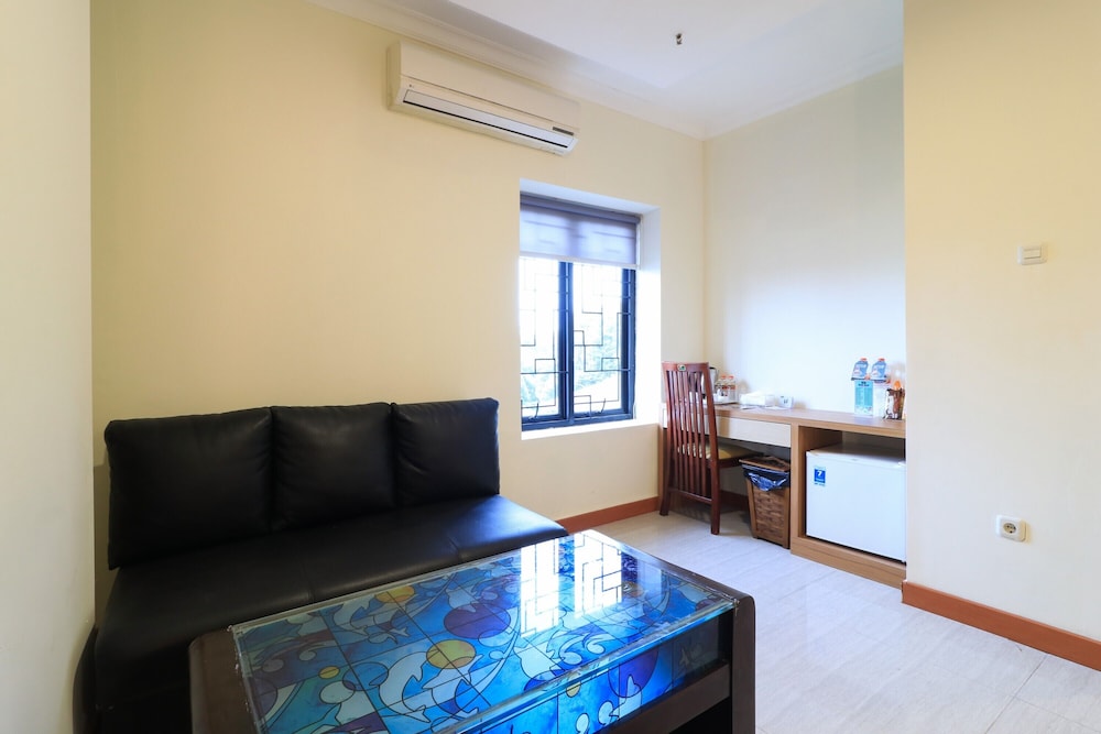 Coin S Hotel 74/96