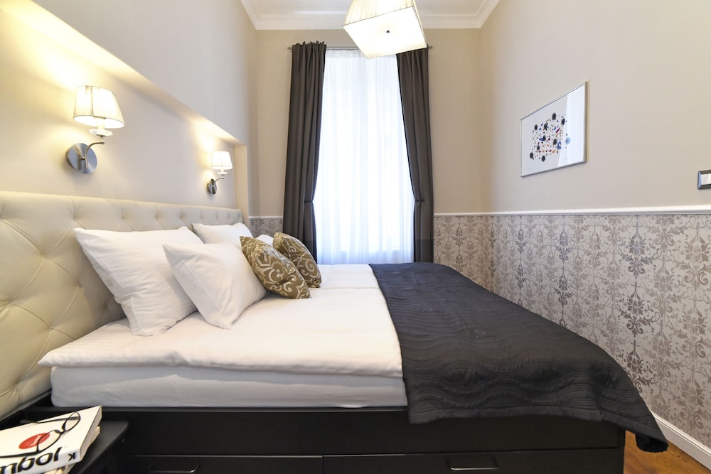 Markiz Luxury Apartments 8/37