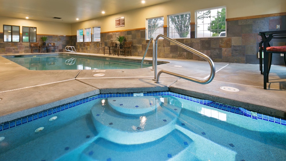 Best Western Plus Yakima Hotel 28/61