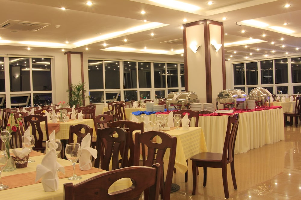 Vian Hotel 57/67