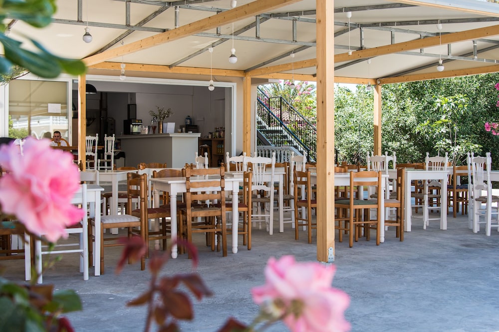 Zante Plaza Hotel & Apartments 20/28
