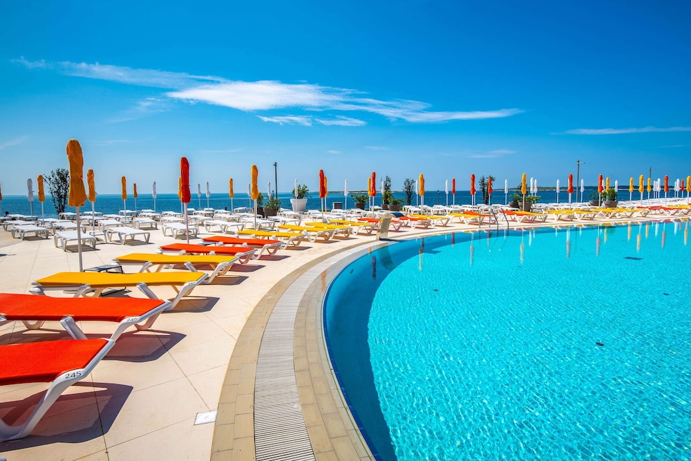 Arena Grand Kazela Camping Homes 37/50