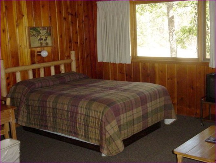 Powder House Lodge 4/10