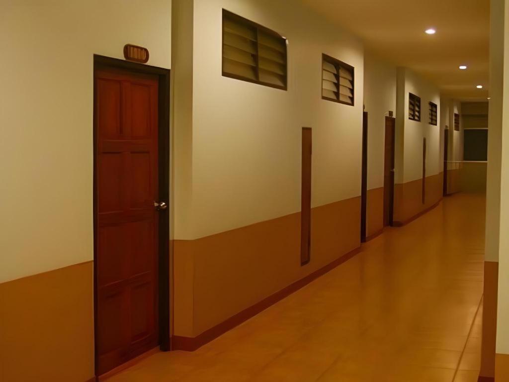 Chanthanee Hotel 22/34