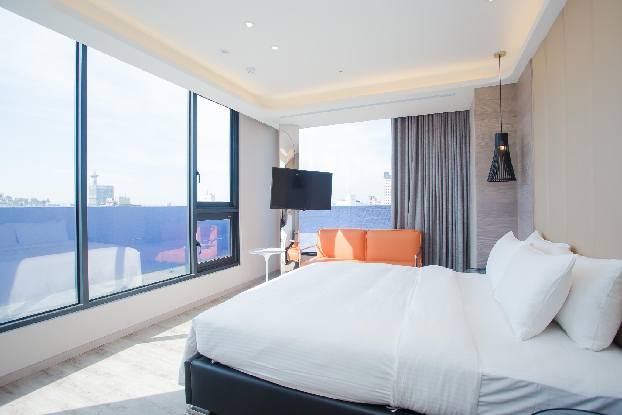 Premier, King Bed