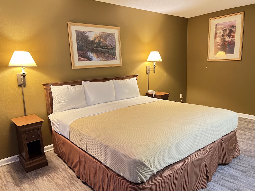 FairBridge Inn Express Mt Vernon 14/27