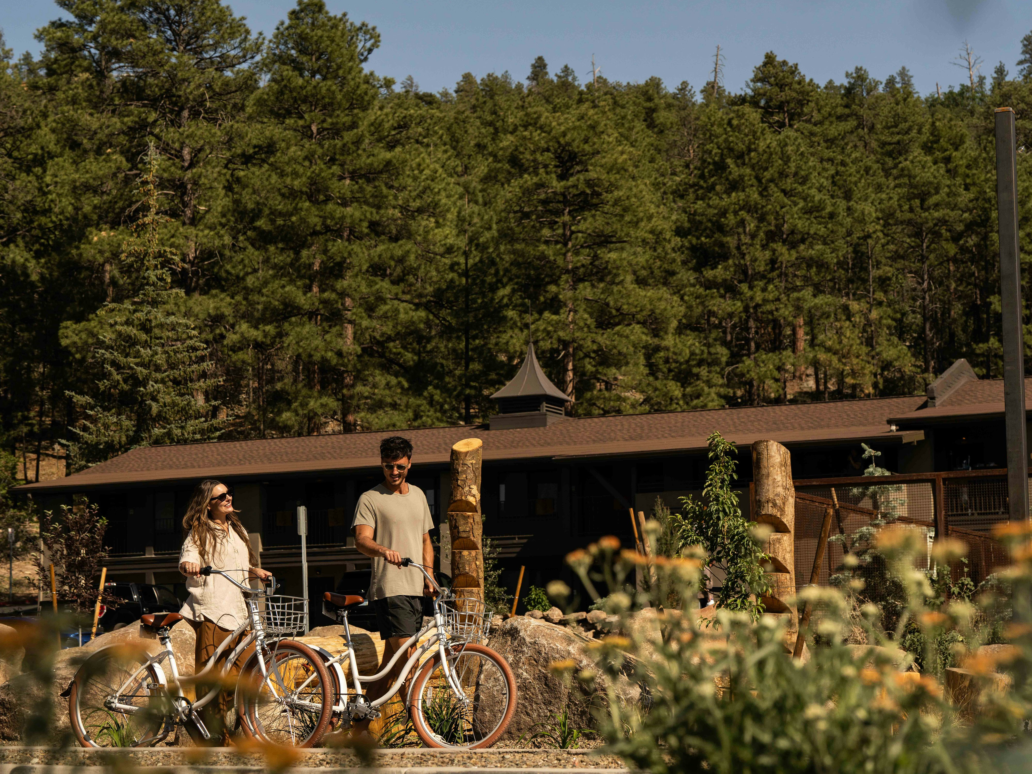 Red Roof PLUS+ Williams - Grand Canyon 40/43