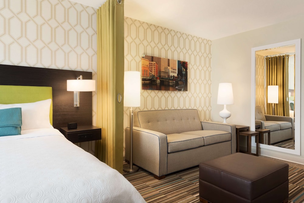 Home2 Suites By Hilton Milwaukee Brookfield 14/47