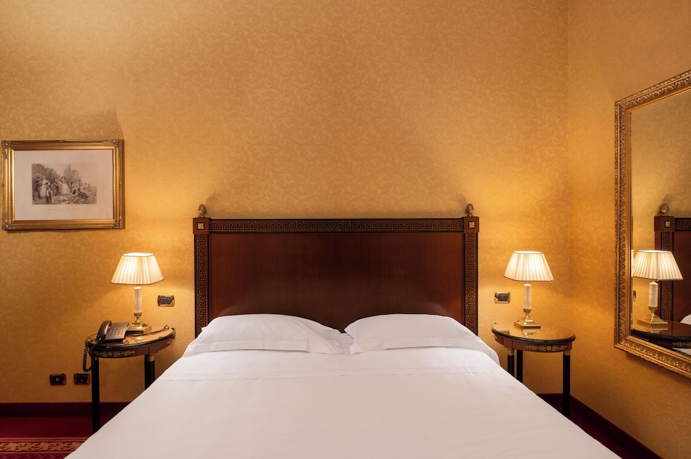 Maxim Hotel 20/40