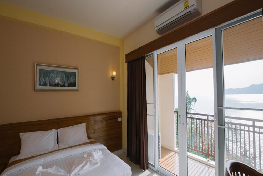 Royal Hill Satun Hotel 17/35