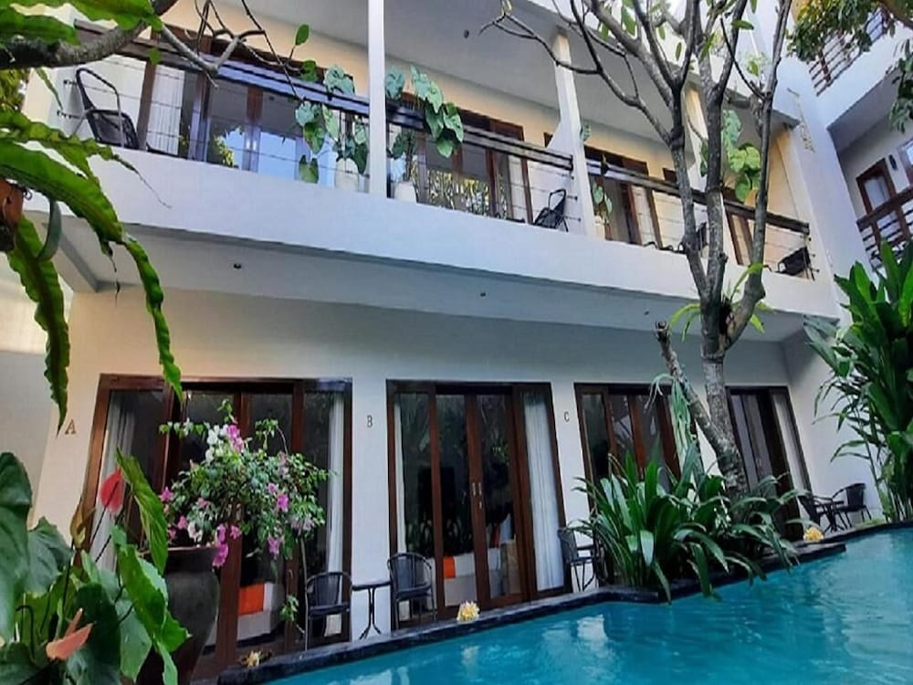 The Pavilion Kuta 2/43