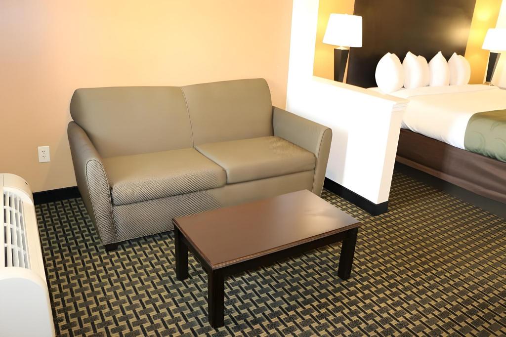 Highland Inn 18/20