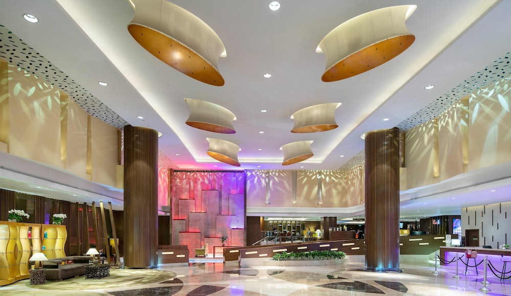 Crowne Plaza City Centre 61/78