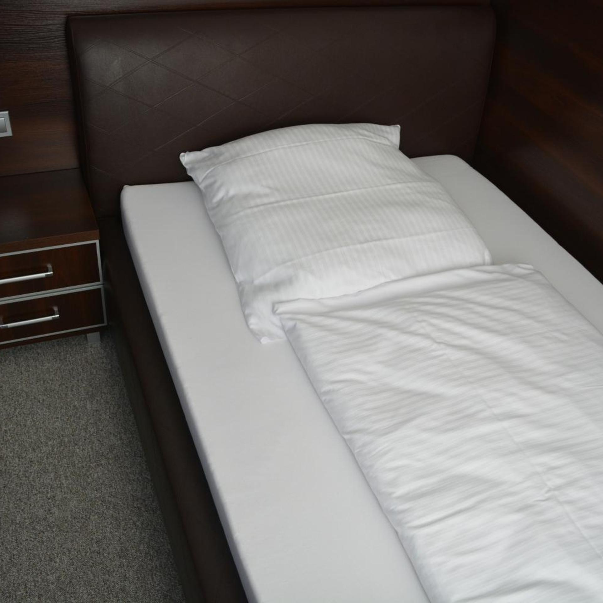 B&D Hotel 7/19