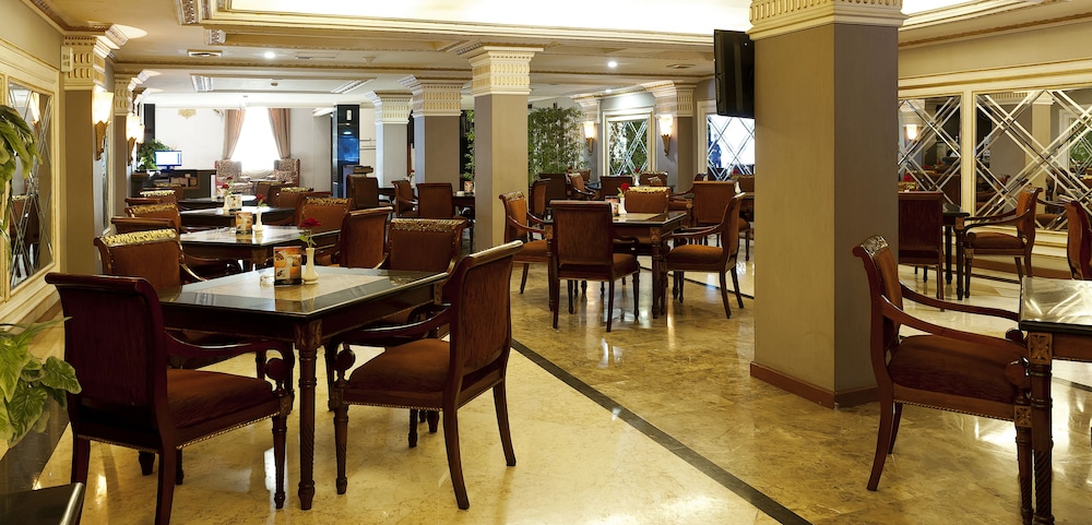 Hotel Olympic 25/36