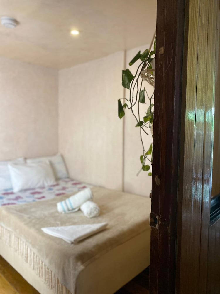 Malayah Hostel 7/30