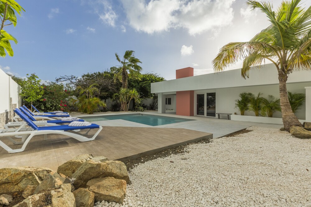 Boca Catalina Modern Villa 38/50