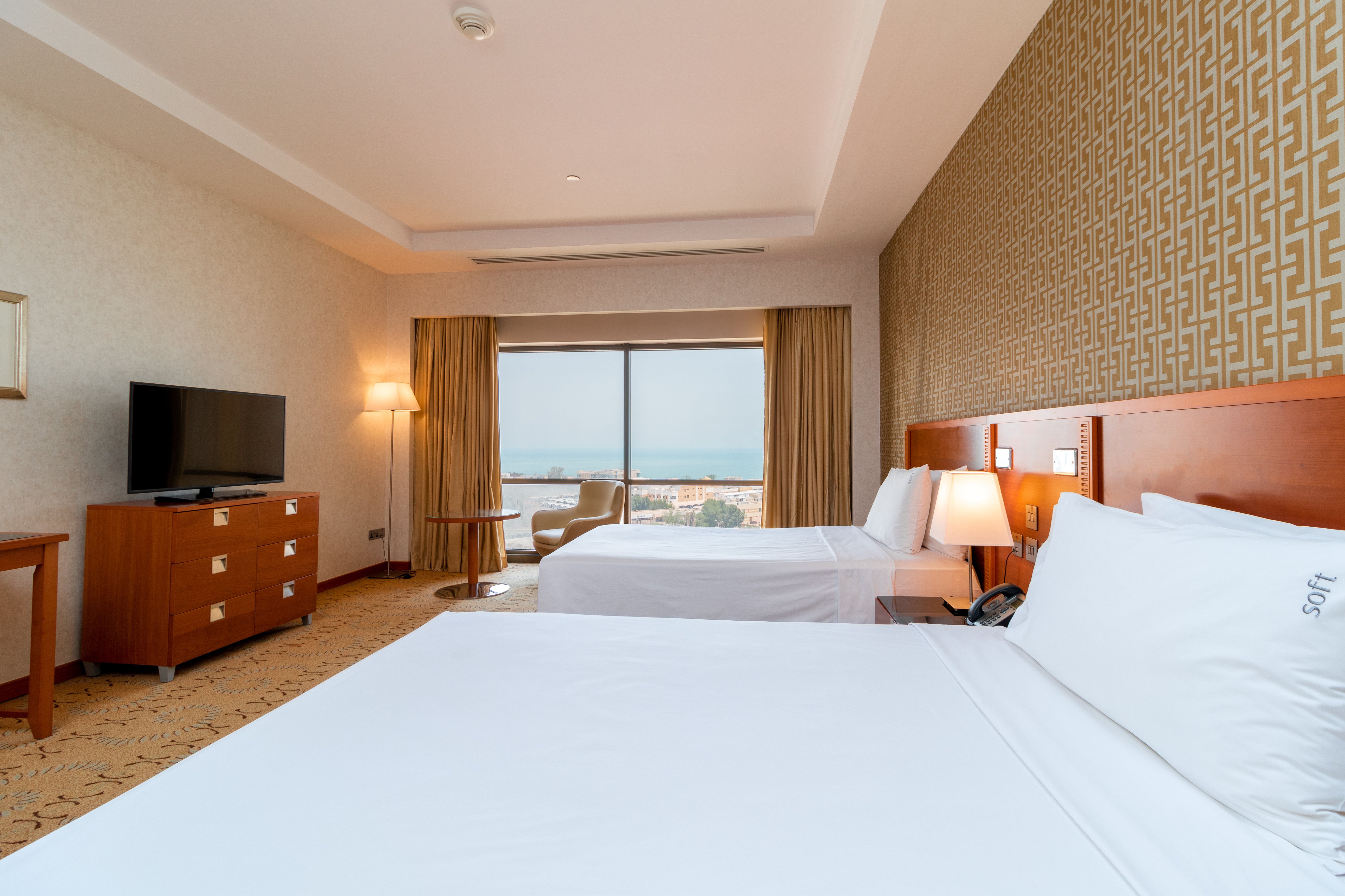Holiday Inn Kuwait 28/79