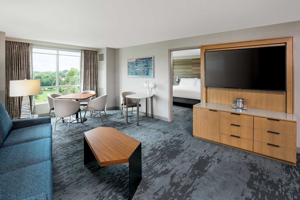 The Westin Annapolis 28/40