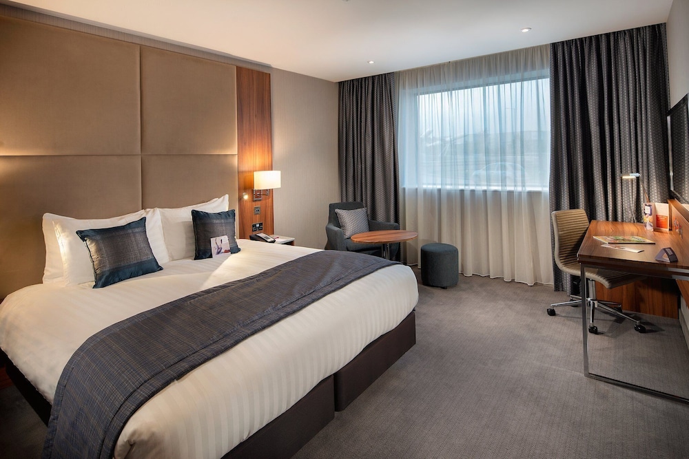 Plaza, Club, Suite, King Bed, Club Floor