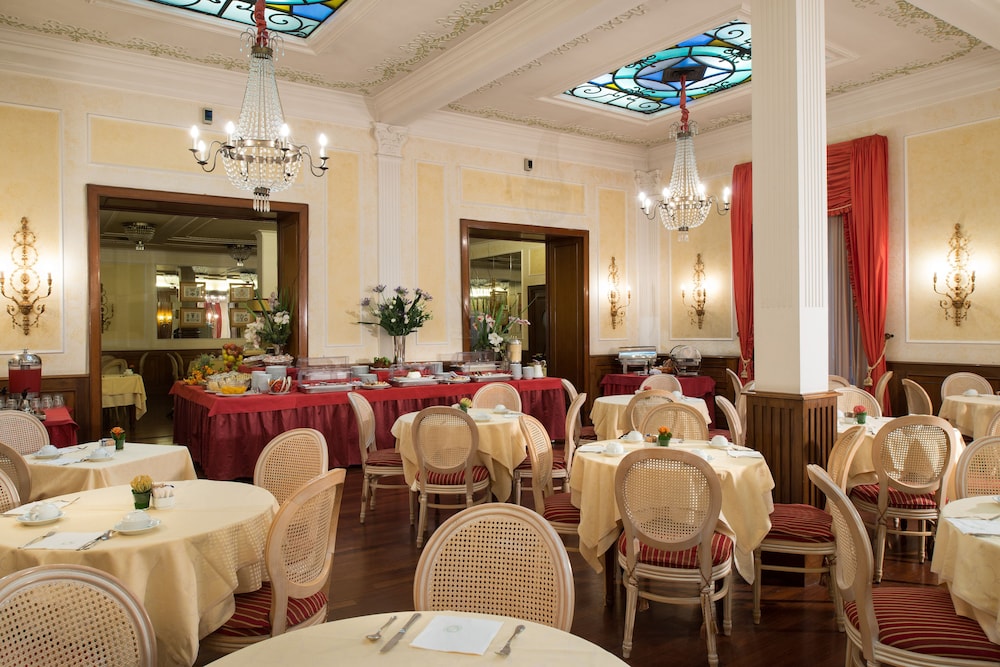 Imperiale Hotel 46/56