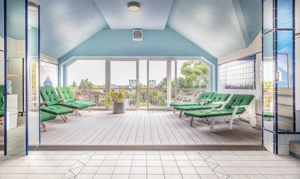 Sport und Tagungshotel De Poort 4/62