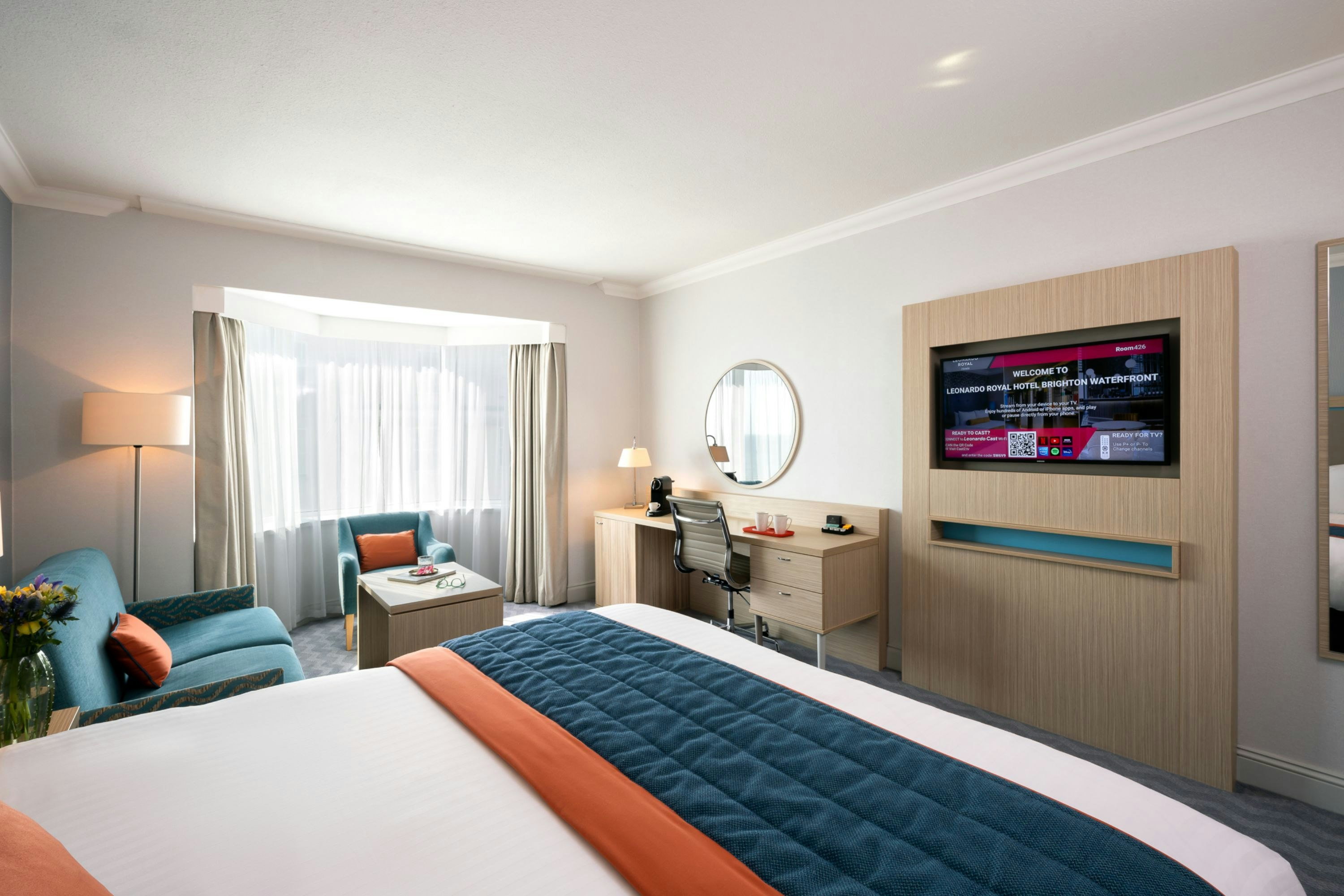 Superior, King Bed, Lateral Side Sea View، Leonardo Royal Hotel Brighton Waterfront 4/6