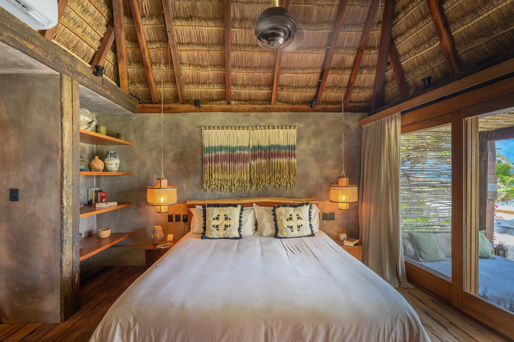 Deluxe, King Bed, Ocean Front