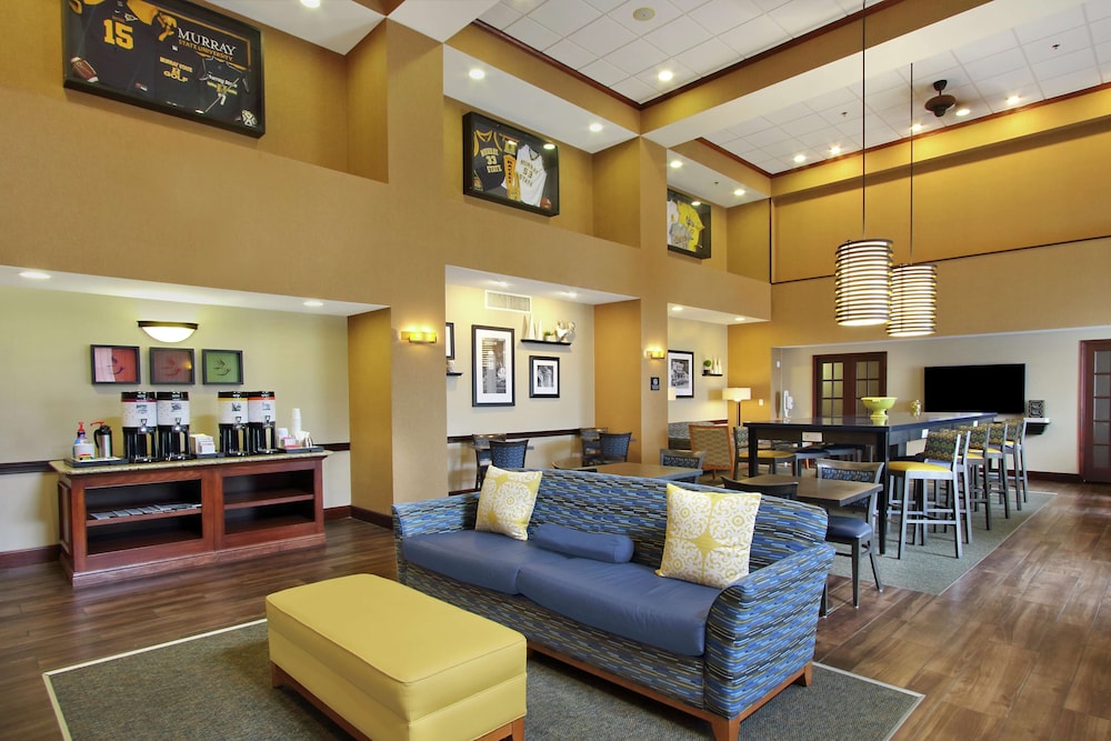 Hampton Inn Suites Murray 30/37