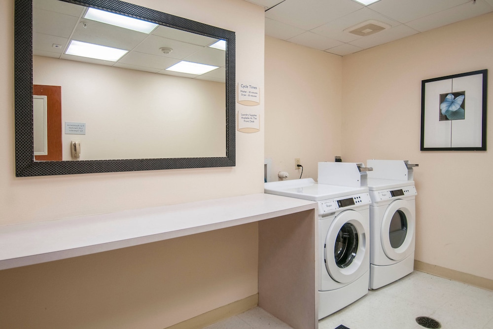 Fairfield Inn And Suites San Antonio North Stone Oak 40/43