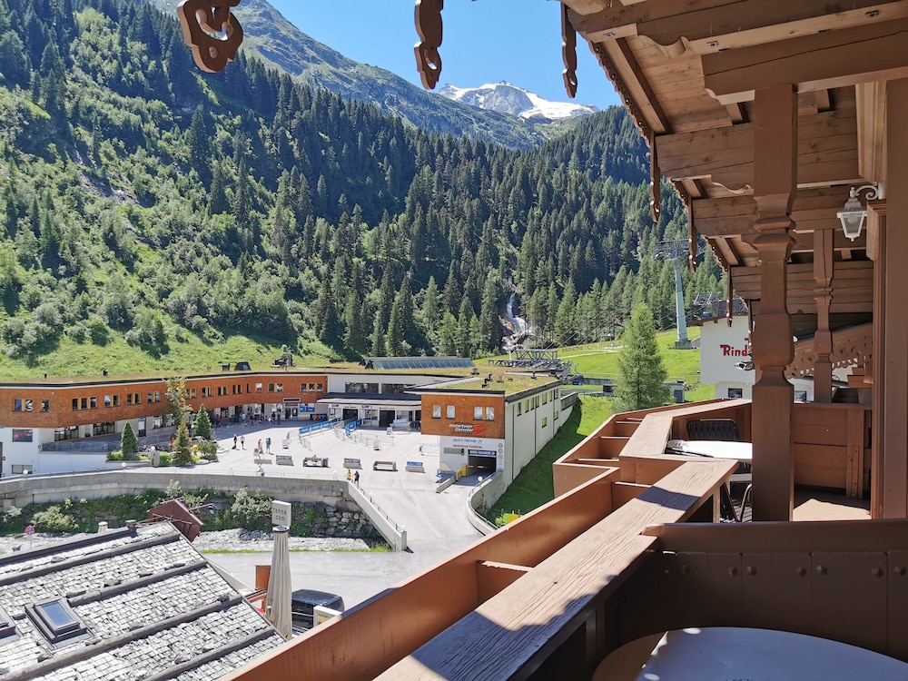 Neuhintertux Hotel Gletscher Spa 1/63