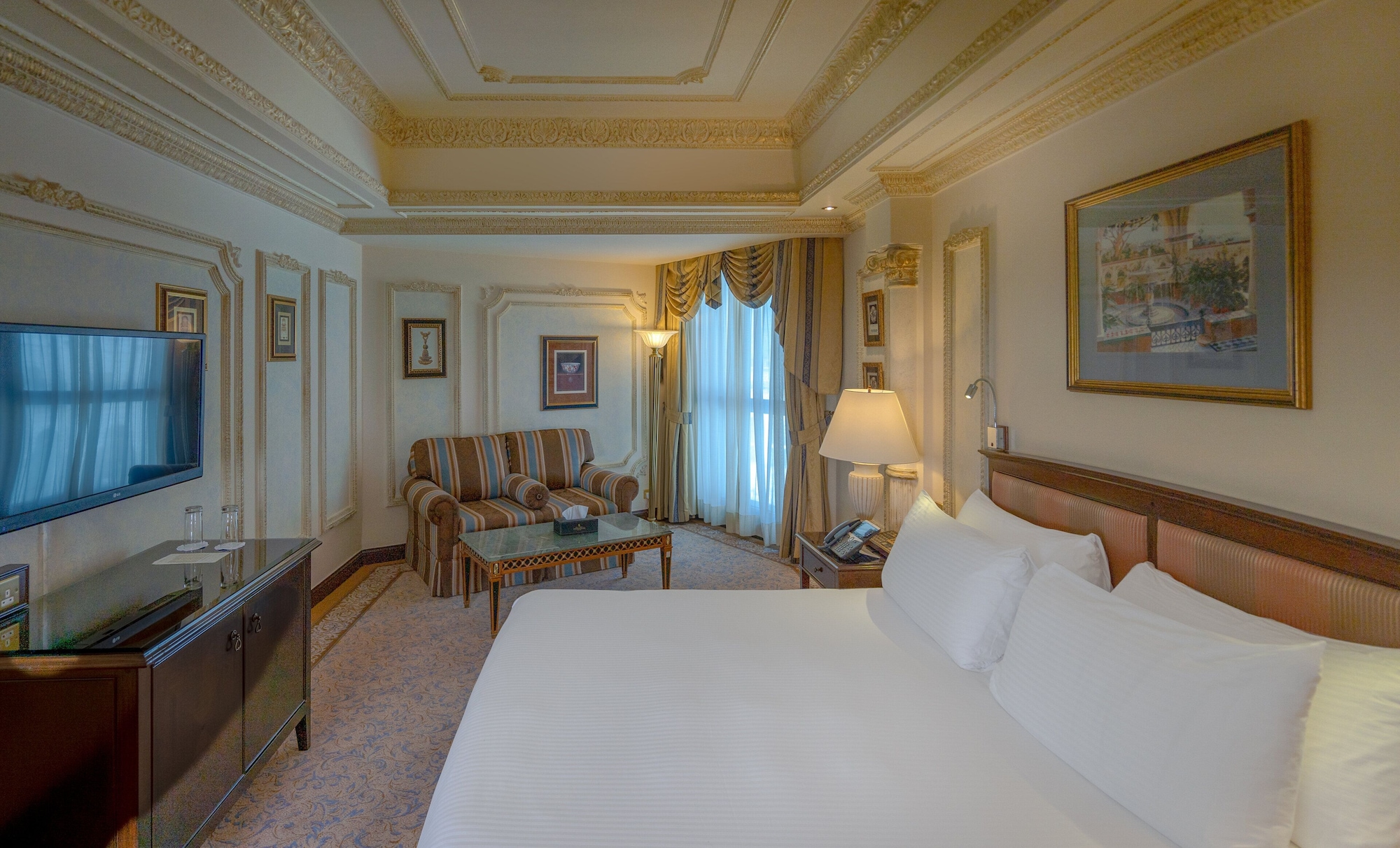 3 Bedrooms, Amiri, Suite, Single Bed, City View