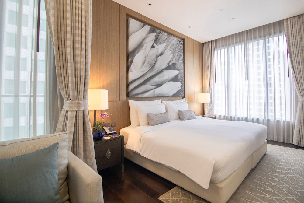 Executive, Residence, Studio
