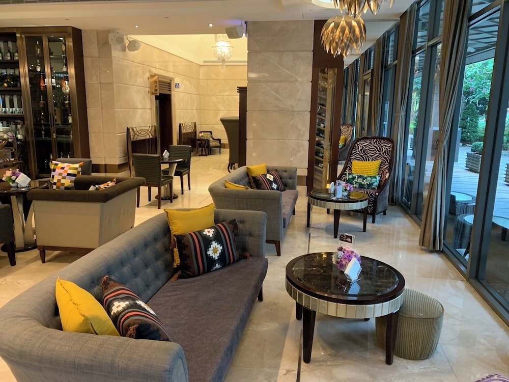 S Aura Hotel 31/50