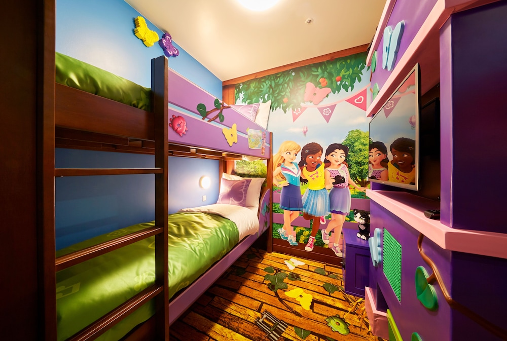 Legoland Japan Hotel 56/68