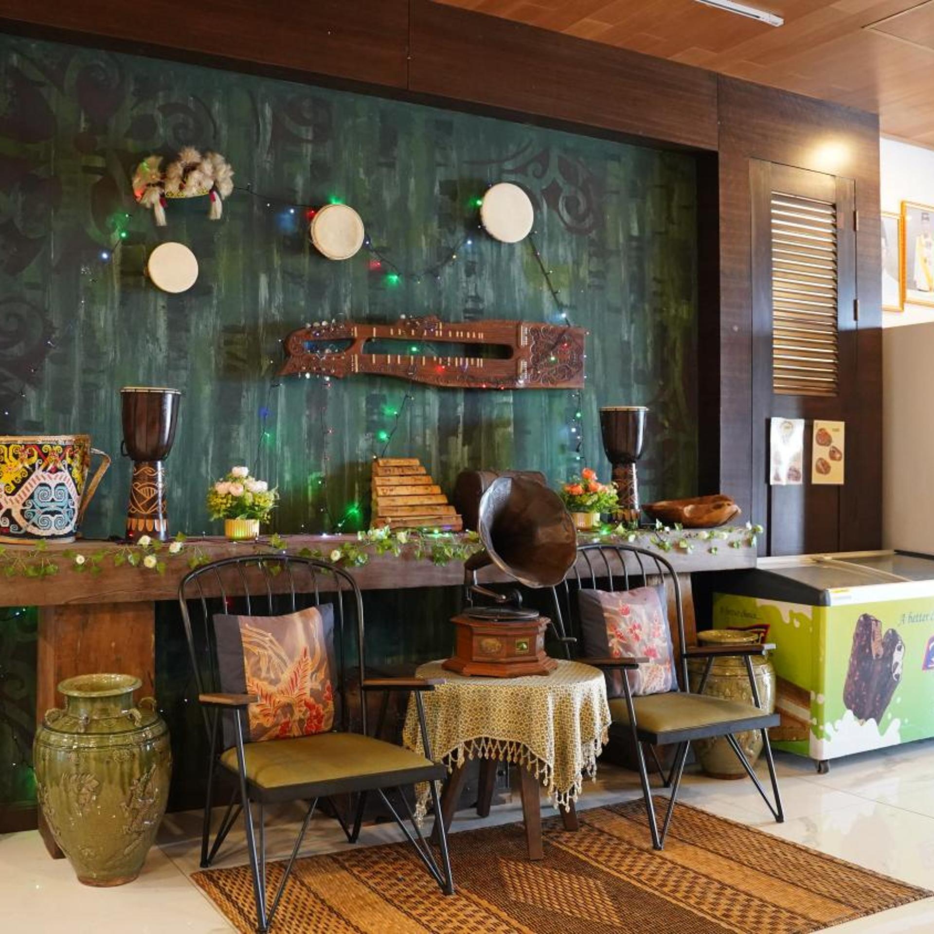 Serapi Hotel 29/33