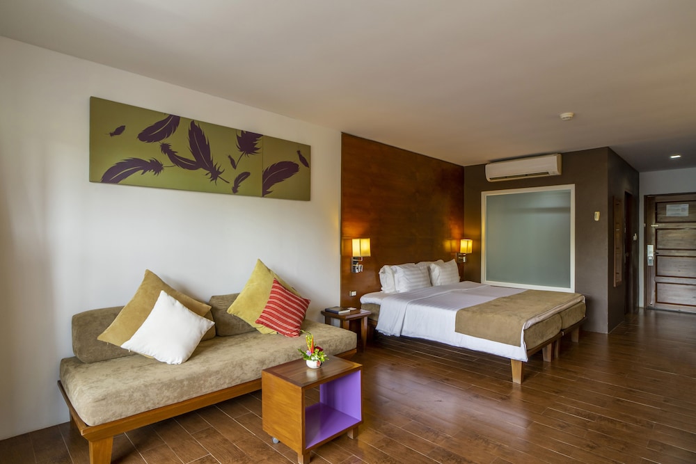 Sunprime Kamala Beach 17/35