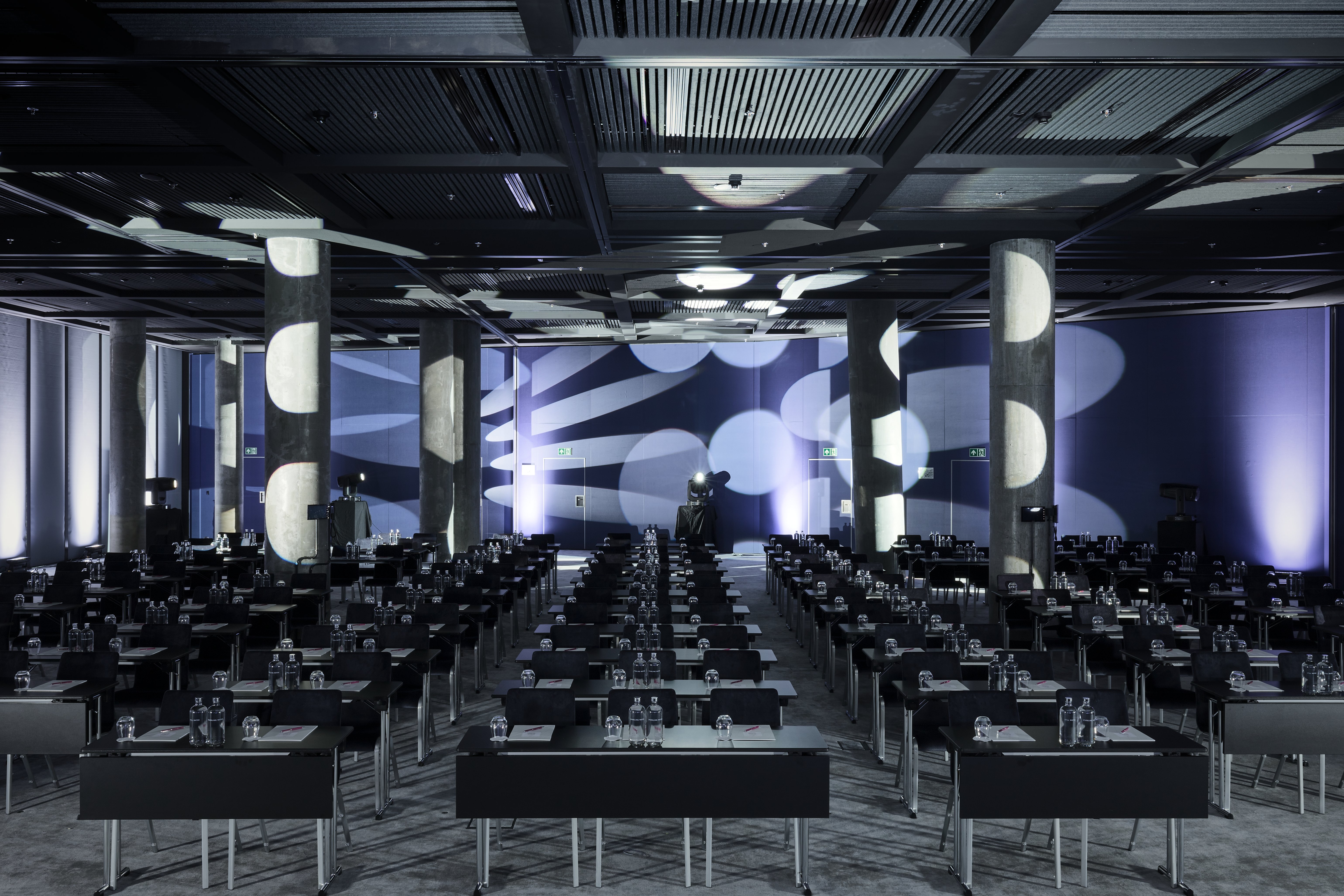 Crowne Plaza Warsaw - The HUB 24/50