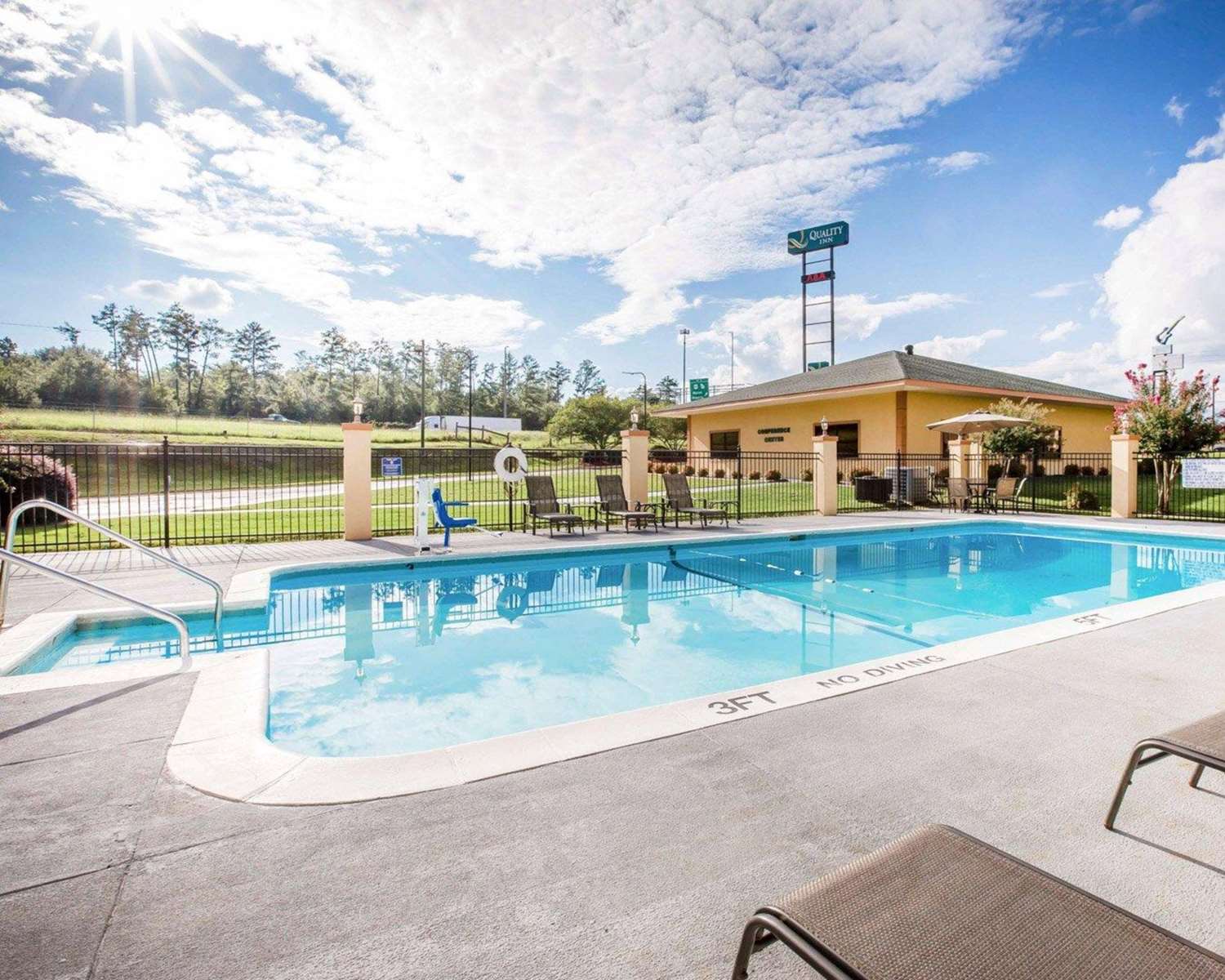 Quality Inn Macon West GA 6/43