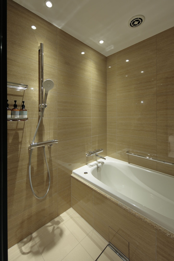 Candeo Hotels Osaka Shinsaibashi 49/50