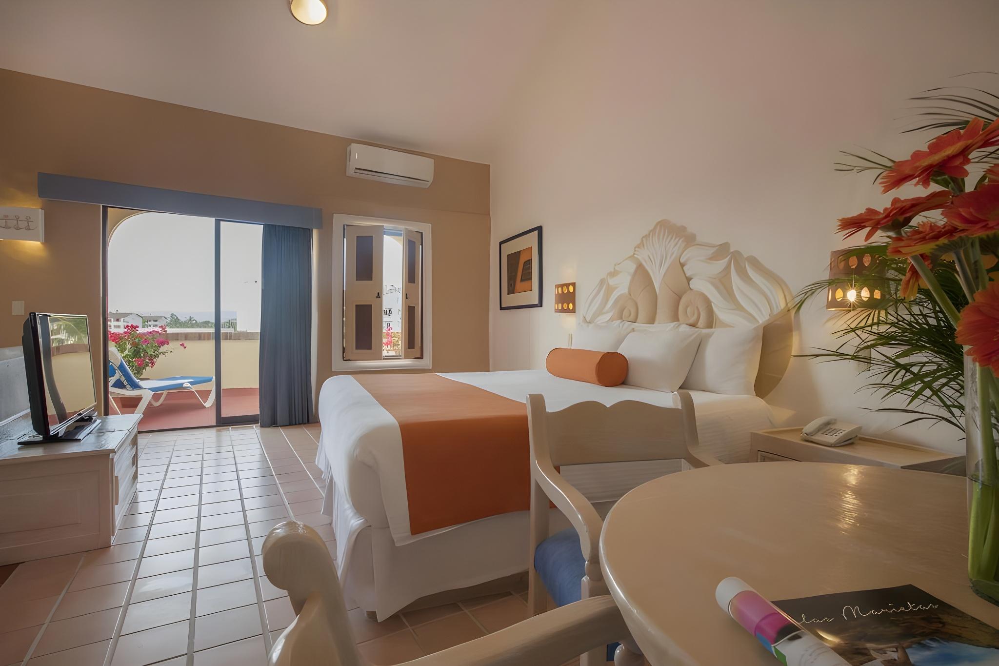Marina, King Bed