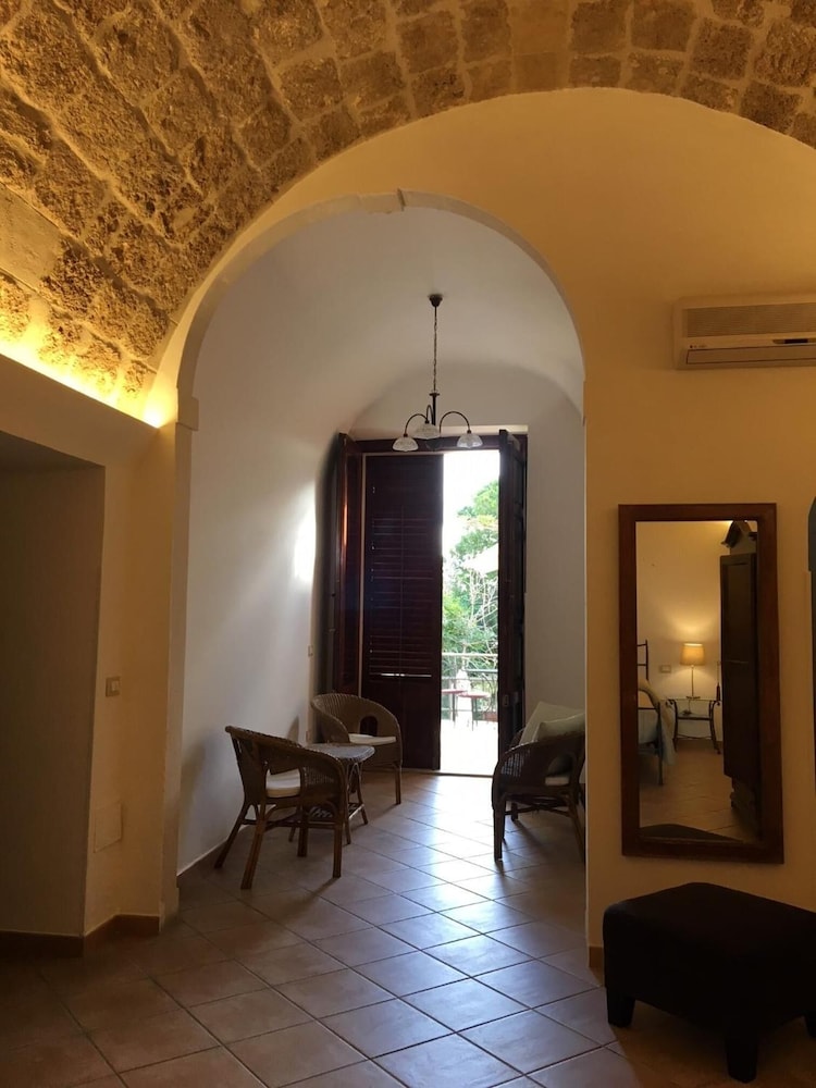 B&B Macrina 10/20