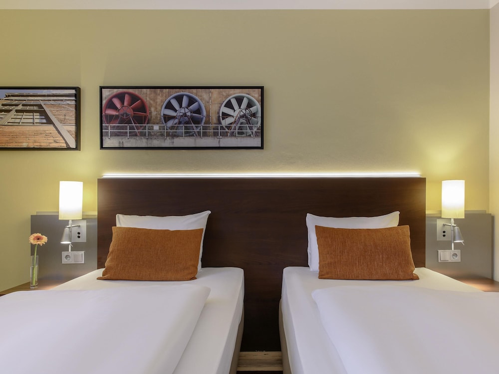 Mercure Hotel Duisburg City 32/68