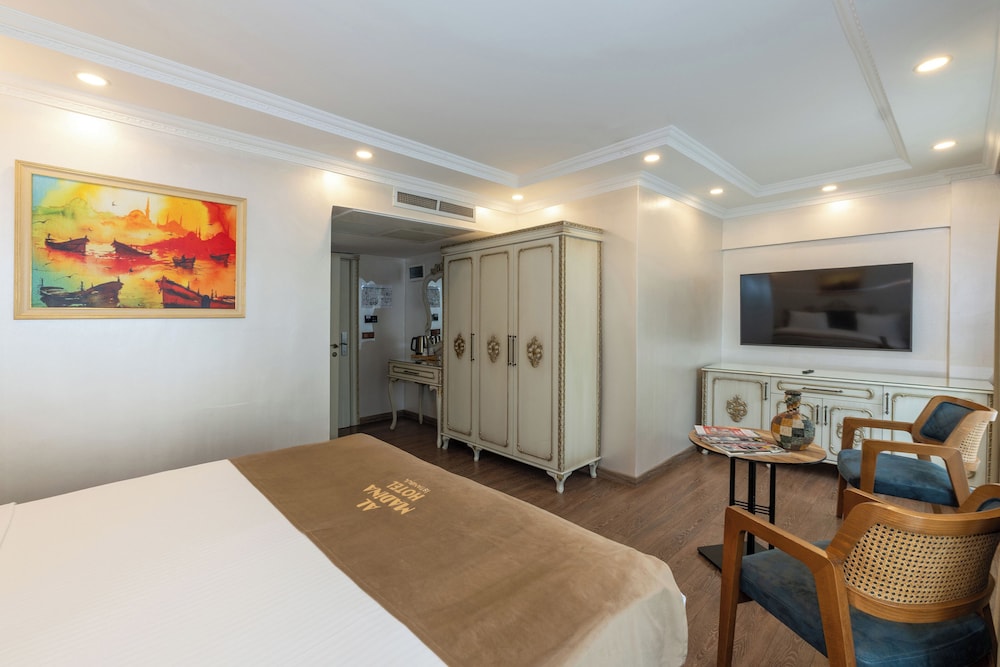 CZN Burak Hotel 56/74