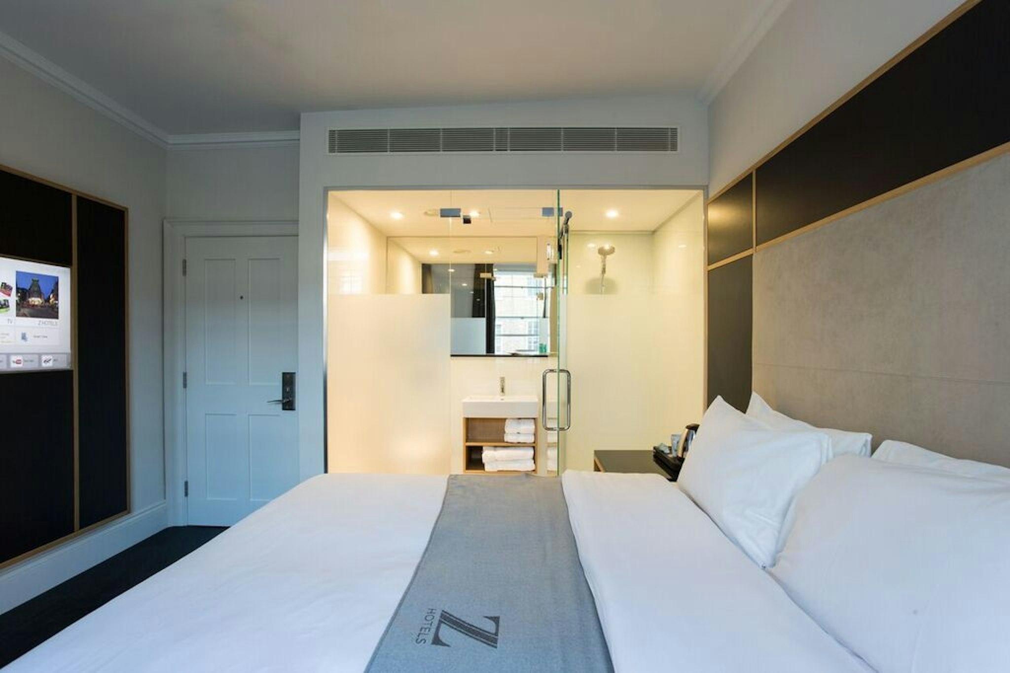 Z Hotel at Gloucester Place 4/11