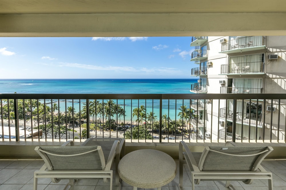 Aston Waikiki Beach Tower 45/59