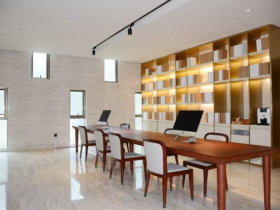 Ji Hotel (Shanghai Wildlife Park) 22/27