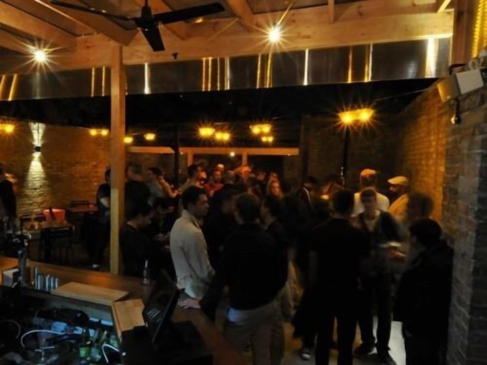 The Grange Pub 16/19