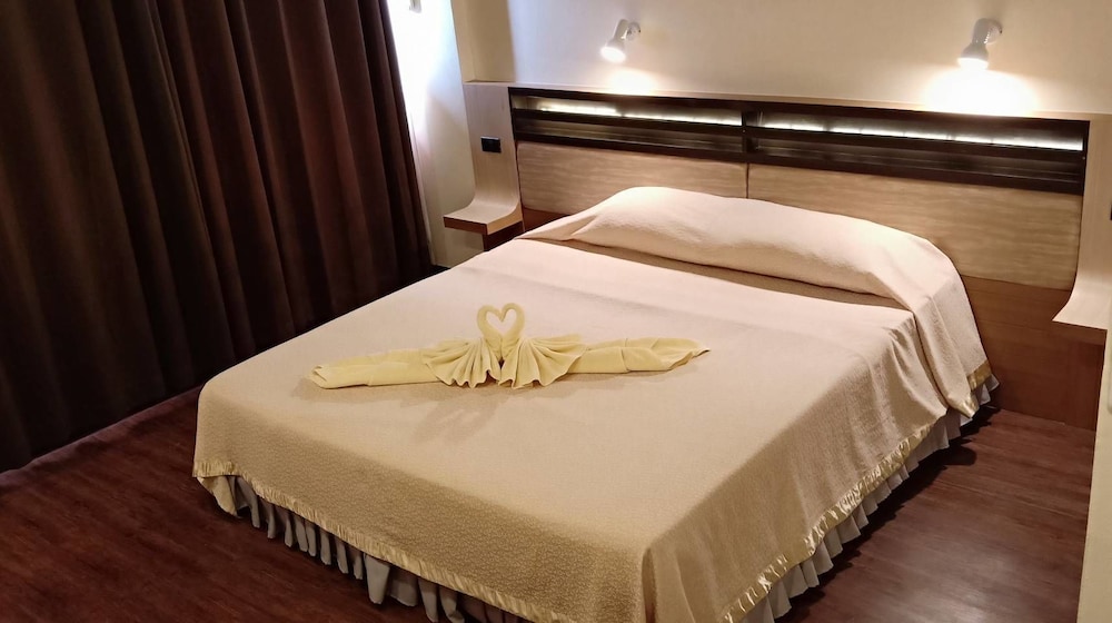 Nanchao Hotel 25/52
