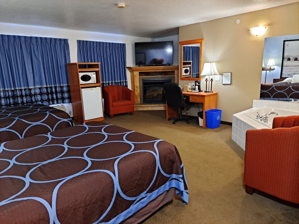 Super 8 By Wyndham Three Hills Ab 7/36